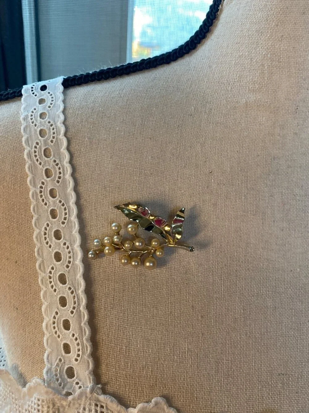Mid-Century Marvella Botanical Sprig Faux Pearl & Gold-tone Brooch Pin